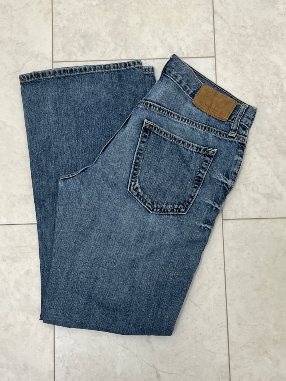 Unisex Old Navy Distressed Bootcut 30W x 30L - Picture 1 of 16